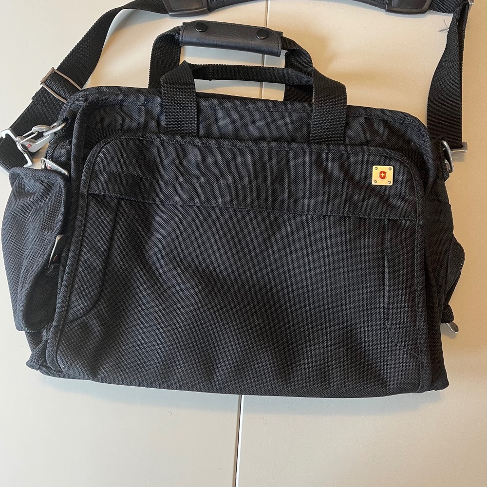 Victorinox Tote Black